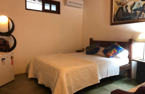 艾斯塔拉傑姆帕拉蒂旅館