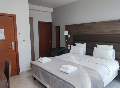 Square Hôtel - NIMES