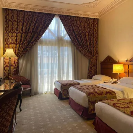 Serenada Golden Palace Hotel
