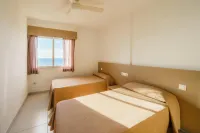 Apartamentos El Faro by Mc