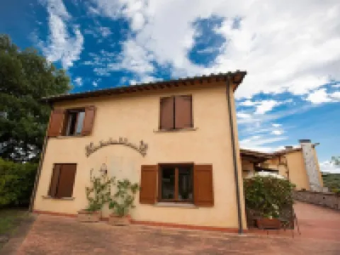 Agriturismo La Vecchia Fattoria Hotel a Orte