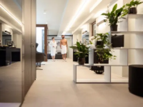 โรงแรม Wellness Smart Suites โรงแรมในโบลซาโน