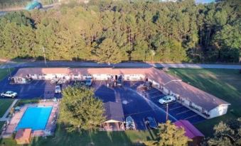 Sportsman's Lodge