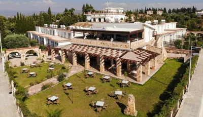 Eliofos Elegant Maisonettes Hotels near Latchi Strand