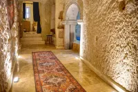 The Calypso Cave فنادق في Sivritas Mahallesi