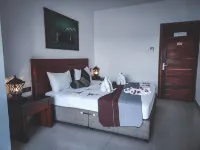 Hotel Elephant Park - New Deal! Half Off Airport Pickups Available