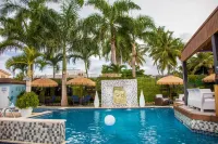 Aqua Marina Beach Club