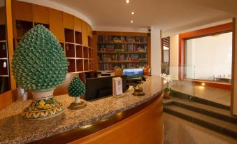 Hotel Miralago - Housity