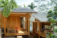 Harmony Botanical Garden Stay - 300 Plant Species, Natural Stream and Small Pool - Parkplatz
