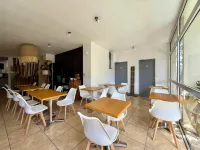 Logis Hôtel les Grenadines - breakfast