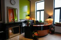 YOUR HOSTEL midi station - Hostels