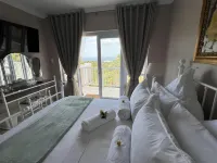 Seaview Manor Exquisite Bed & Breakfast