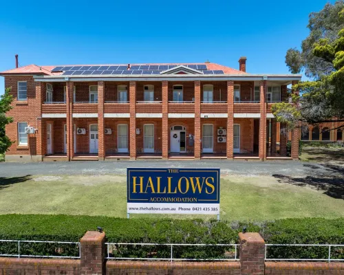 The Hallows Accommodation Hotel di Bathurst