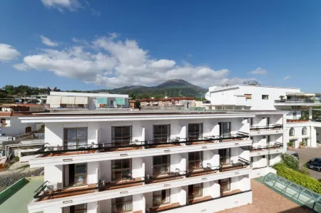 Hotel Sakura Отели в г. Торре-дель-Греко