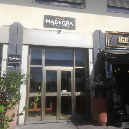 La Madegra Seasuite
