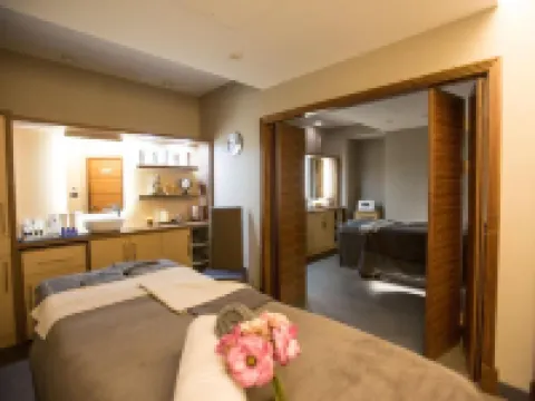 Cbh Frensham Pond Hotel Hotels in Farnham