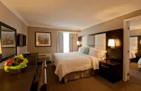 비지터 인 McMaster University Centre for Continuing Education 주변 호텔