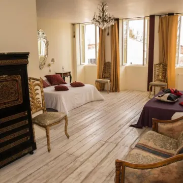 L'Hedoniste - Housity