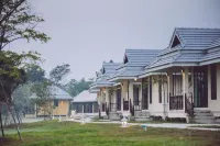 ChapulinNaturalResort Hotels in San Kamphaeng