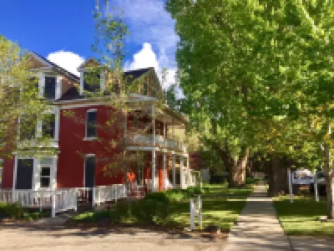 Bross Hotel B & B Hoteles en Condado de Delta