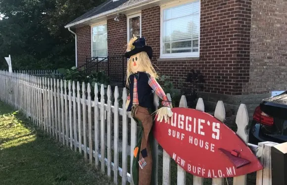 步行到海灘商店旅館