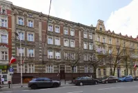 Jagiellonska 3 ApartHotel - Deluxe Rooms with King Beds, City Center, Free Wifi! Hotels in Katowice
