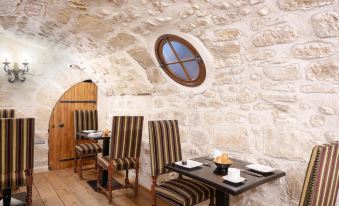 Hotel Saint-Louis Marais