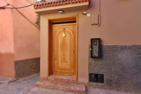 Riad Banatti Отели рядом с достопримечательностью «PalmGolf Marrakech Palmeraie»