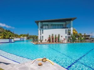 Absolute Waterfront Magnetic Island