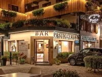 Hotel Alla Posta - Famiglia Pra Dal 1866 a Caprile Hotels in Alleghe