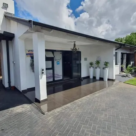 Ledumo Guest Lodge