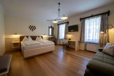 Landhotel Pacher 住宿飯店