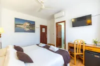 Hostal Doris