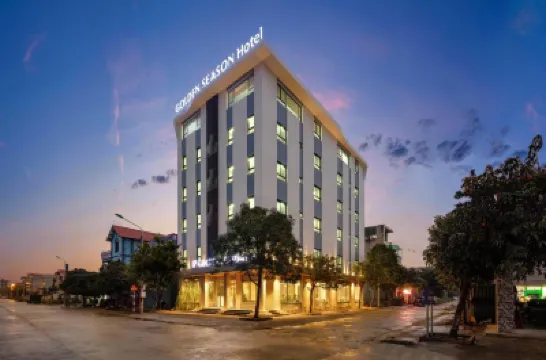 Golden Season Hotel Hotels in 