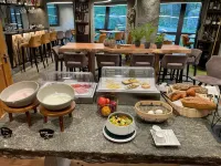 Boutique Hotel la Gorge فنادق في ساس في