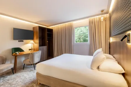 Hôtel Lancelot & Spa - Domaine du Roi Arthur Отели в г. Плоэрмель