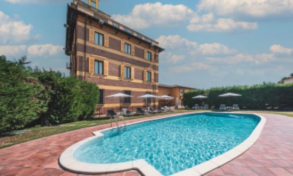 Hotel Villa Liberty - Housity