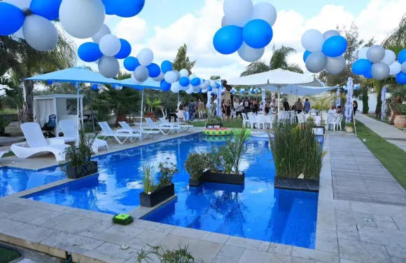 布斯坦·哈澤特住宿