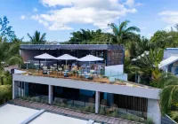 Mystik Life Style by Newmark Hotels near LDV Viewpoint @ Le Diamant Vert Apartments