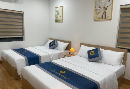 Lucky Life Hotel 로비