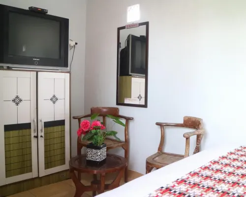 The Homey Rooms and Tours Hotels in Sewon