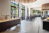 Long Beach Hotel & Resort - 4-Star