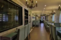 La Maison by Dia Hotels and Homes