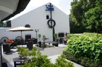 Hotel Kasteel Doenrade Hotel di 
