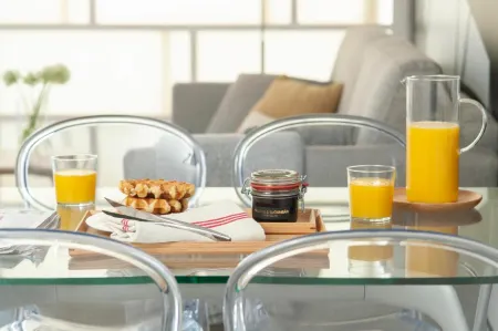 Eric Vökel Boutique Apartments - Hamburg Suites Отели рядом с достопримечательностью «Cap San Diego»