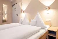 Gästehaus St. Theresia Bodensee Hotels in der Nähe von Eriskircher Ried Naturschutzgebiet