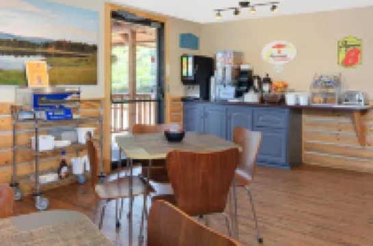 Super 8 by Wyndham Cody