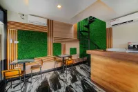 Tree Homestay Mitra RedDoorz