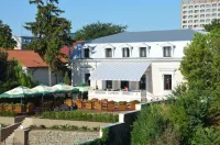 호텔 세인트 제르마인 브라일라  호텔