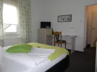 Hotel Garni-Tell 內托芬住宿飯店